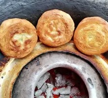 Jun屯 Pottery Flatbread