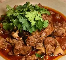 Braised Beef with Mushrooms