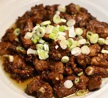 Sauce-Braised Spare Ribs
