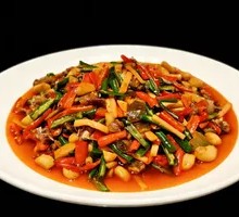 Fresh Chili and Young Ginger Stir-fry with Forest Frog