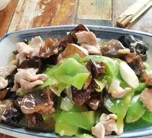 Bamboo Shoots and Wood Ear Mushroom with Pork Slices