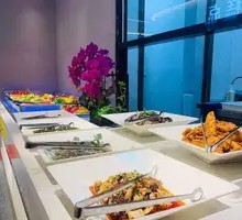 Hot Dish Buffet