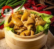 Spicy Braised Pork Intestines