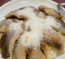 Sweet Steamed Pork Rolls