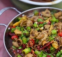 Dry-Fried Pork Intestines