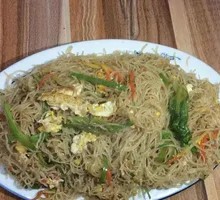 Stir-Fried Rice Noodles