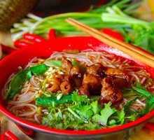 Braised Intestine Rice Noodles