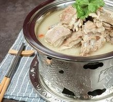 Freshly Boiled Lamb Soup