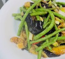 Eggplant and Green Bean Stir-Fry