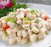 Stir-Fried Lotus Root Cubes