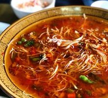 Fresh Spicy Rabbit in Pot