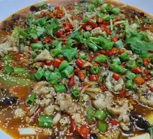 Salty-Spicy Ginger Fresh Pot Rabbit