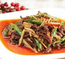 Young Ginger Stir-Fried Pork Strips