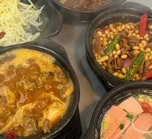 Green Bean and Pig Intestine Hot Pot