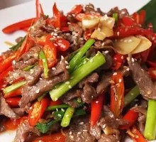 Spicy Beef Shreds with Small Chilies