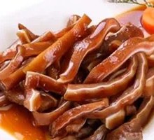 Bazai's Cutest Pig Ear Set Meal