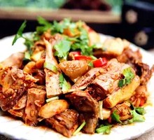 Spicy and Tasty Chicken Stir-fry