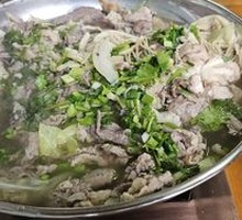 Stewed Beef with Raised Foot