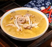 Herbal Pig's Stomach Chicken Soup