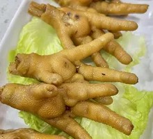 Old Brine Braised Chicken Feet