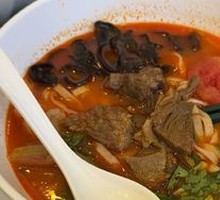 Premium Homemade Tomato Beef Shank Noodles