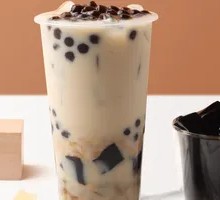 Tapioca Milk Tea with Herbal Jelly