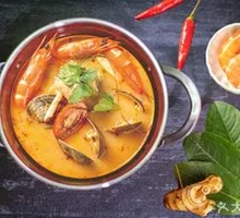Southeast Asian Tom Yum Soup