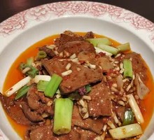 Pork Liver Stir-fried with Houttuynia Herb