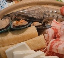 Sour Fermented Vinegar Beef and Seafood Hot Pot