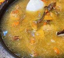 Chicken and Matsutake Hot Pot