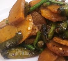 Dry-Fried Potato Slices