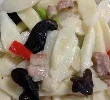 Bamboo Shoot and Pork Slices with Black Fungus