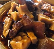 Braised Pork with Bamboo Shoots