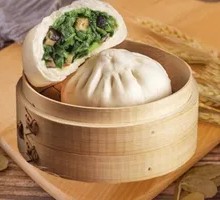 Braised Mushroom and Cabbage Dumplings