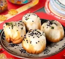 Popular Pan-Fried Dumplings