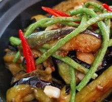 Eggplant and Green Bean Stir-fry