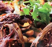 Dry Pot Rabbit Head (Small Portion)