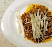 Beijing-style Shredded Pork in Soy Sauce