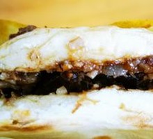 Shaanxi Braised Pork in Flatbread