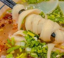 Stir-Fried Beef with Knife-Cut Noodles