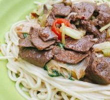 Sichuan-style Pickled Pepper Liver Noodles