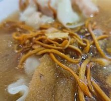 Chicken Bamboo Shoot Soup with Shrimp and Crab Roe Dumplings