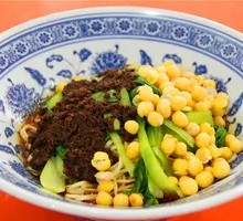 Spicy Broad Noodles with Pea Paste
