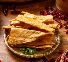 Oil-soaked tofu skin