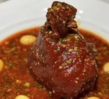 Sour and Spicy Braised Pork Trotter