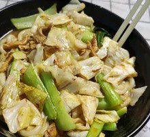 Single-Portion Stir-Fried Rice Noodles (Vegetarian)