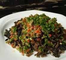 Minced Pork with Grandmother's Vegetable