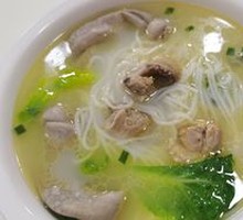 Braised Chicken Rice Noodles