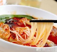 Clam and Snail Noodles