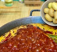 Braised and Pan-Fried Small Potatoes